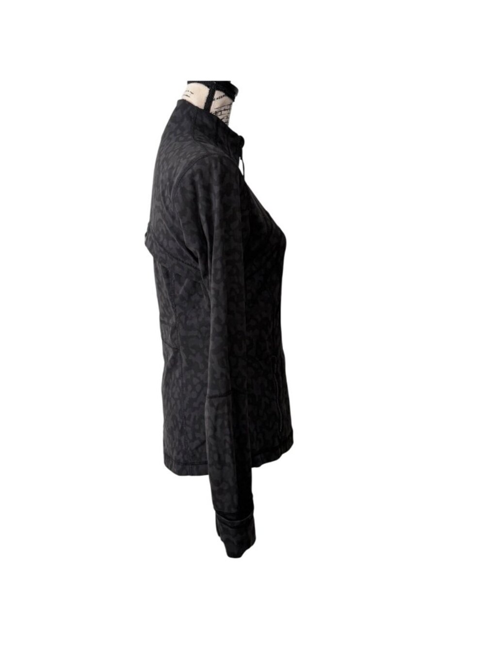 Lululemon Womens Size 8 Define Jacket *Luxtreme Formation Camo Deep Coal LW4BHKS - Picture 5 of 9